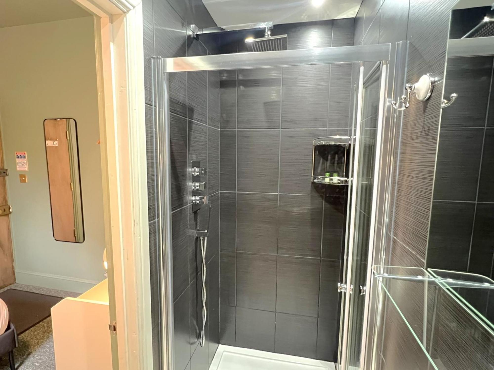 Melbury Rooms & Studios إكزيتر الغرفة الصورة