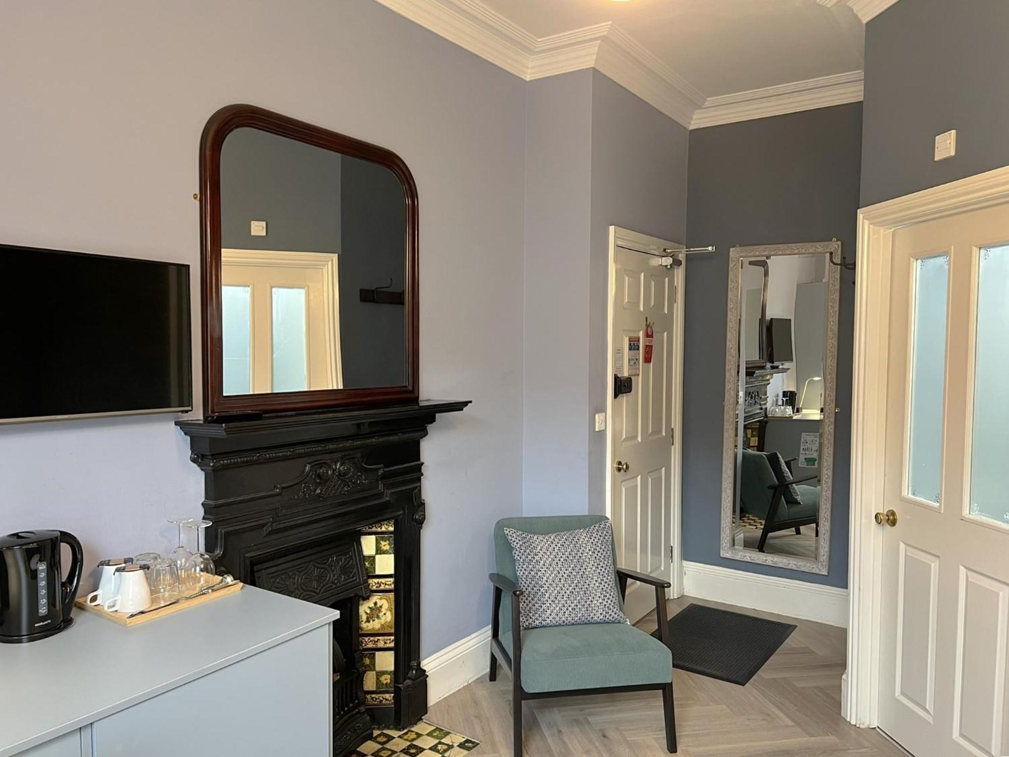 Melbury Rooms & Studios إكزيتر الغرفة الصورة